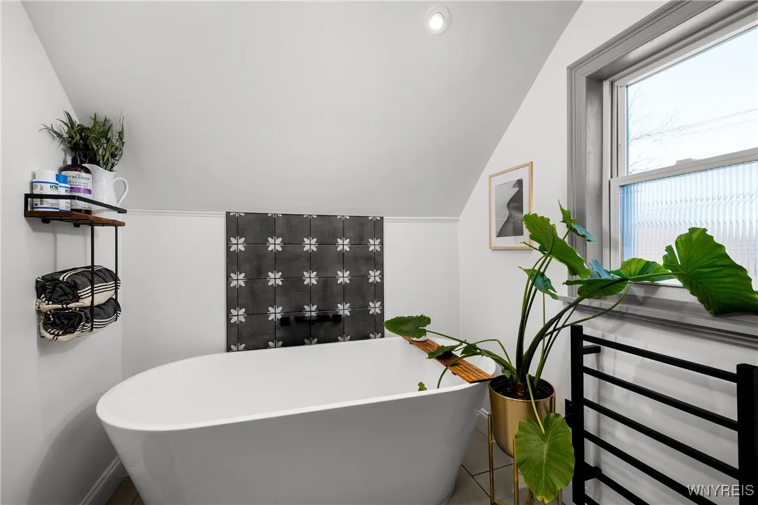 19 Lawrence Place, Buffalo, New York 14213, Buffalo, New York 14213, 2 Bedrooms Bedrooms, 5 Rooms Rooms,1 BathroomBathrooms,Residential,Closed,19 Lawrence Place, Buffalo, New York 14213,0,B1600254