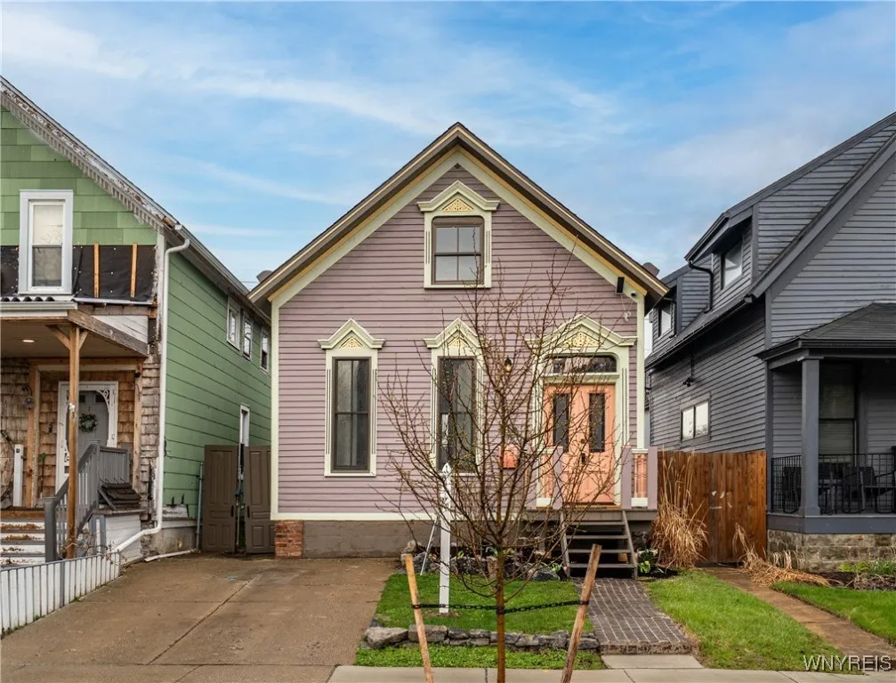 19 Lawrence Place, Buffalo, New York 14213, Buffalo, New York 14213, 2 Bedrooms Bedrooms, 5 Rooms Rooms,1 BathroomBathrooms,Residential,Closed,19 Lawrence Place, Buffalo, New York 14213,0,B1600254
