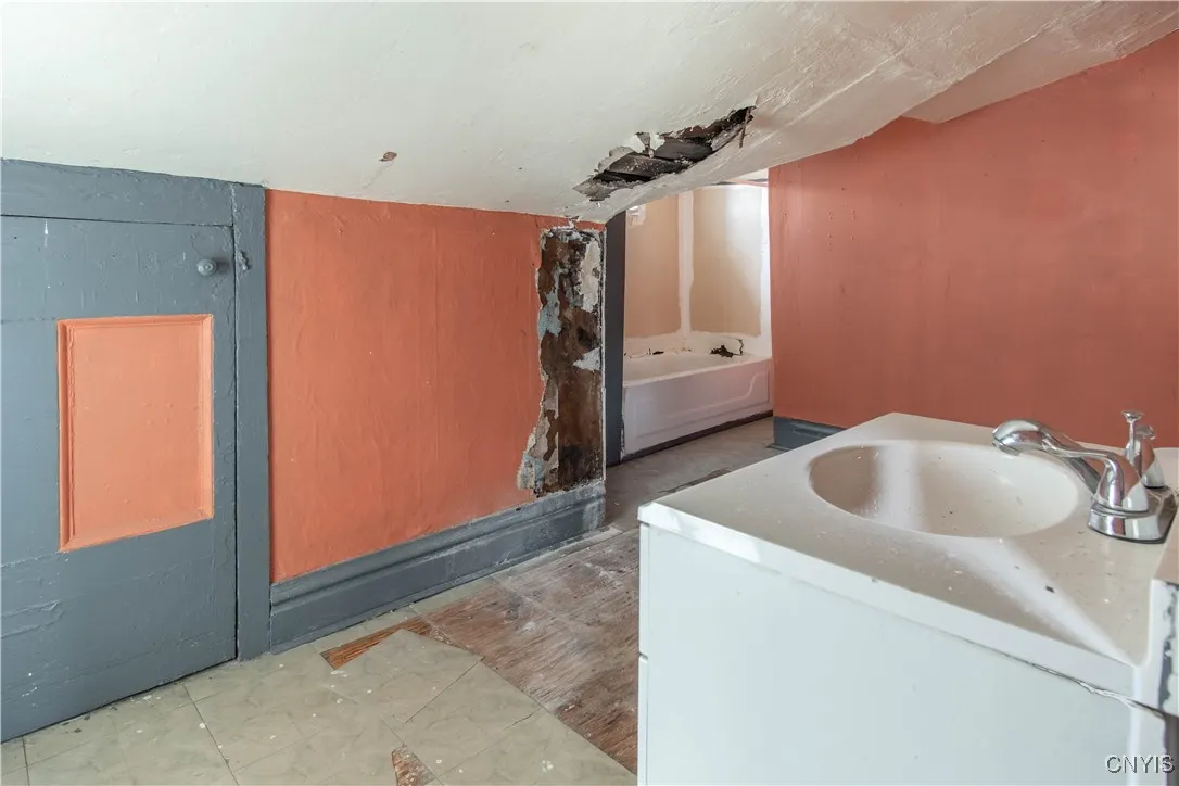 823 Morrison Street, Watertown-city, New York 1360, Watertown City, New York 13601, 3 Bedrooms Bedrooms, 7 Rooms Rooms,1 BathroomBathrooms,Residential,Closed,823 Morrison Street, Watertown-city, New York 1360,0,S1600443