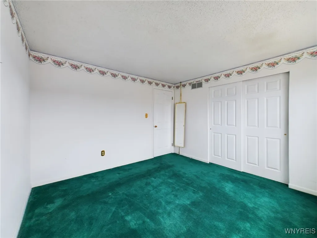 92 Stepping Stone Lane, Orchard Park, New York 141, Orchard Park, New York 14127, 3 Bedrooms Bedrooms, 7 Rooms Rooms,1 BathroomBathrooms,Residential,Closed,92 Stepping Stone Lane, Orchard Park, New York 141,0,B1600842