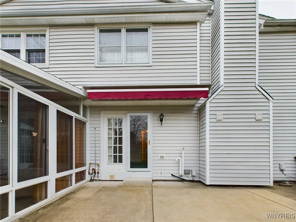 92 Stepping Stone Lane, Orchard Park, New York 141, Orchard Park, New York 14127, 3 Bedrooms Bedrooms, 7 Rooms Rooms,1 BathroomBathrooms,Residential,Closed,92 Stepping Stone Lane, Orchard Park, New York 141,0,B1600842