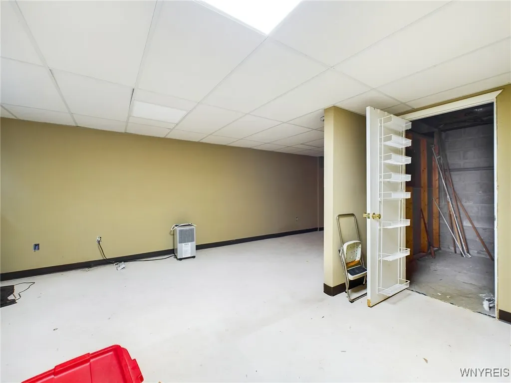 92 Stepping Stone Lane, Orchard Park, New York 141, Orchard Park, New York 14127, 3 Bedrooms Bedrooms, 7 Rooms Rooms,1 BathroomBathrooms,Residential,Closed,92 Stepping Stone Lane, Orchard Park, New York 141,0,B1600842