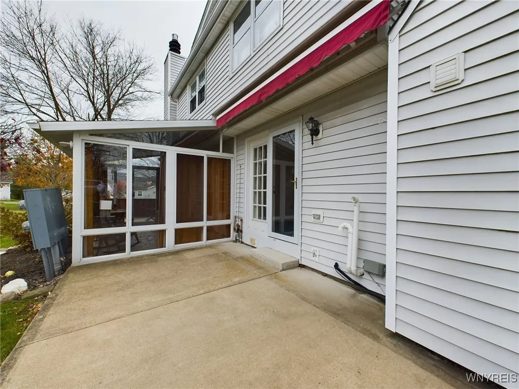 92 Stepping Stone Lane, Orchard Park, New York 141, Orchard Park, New York 14127, 3 Bedrooms Bedrooms, 7 Rooms Rooms,1 BathroomBathrooms,Residential,Closed,92 Stepping Stone Lane, Orchard Park, New York 141,0,B1600842