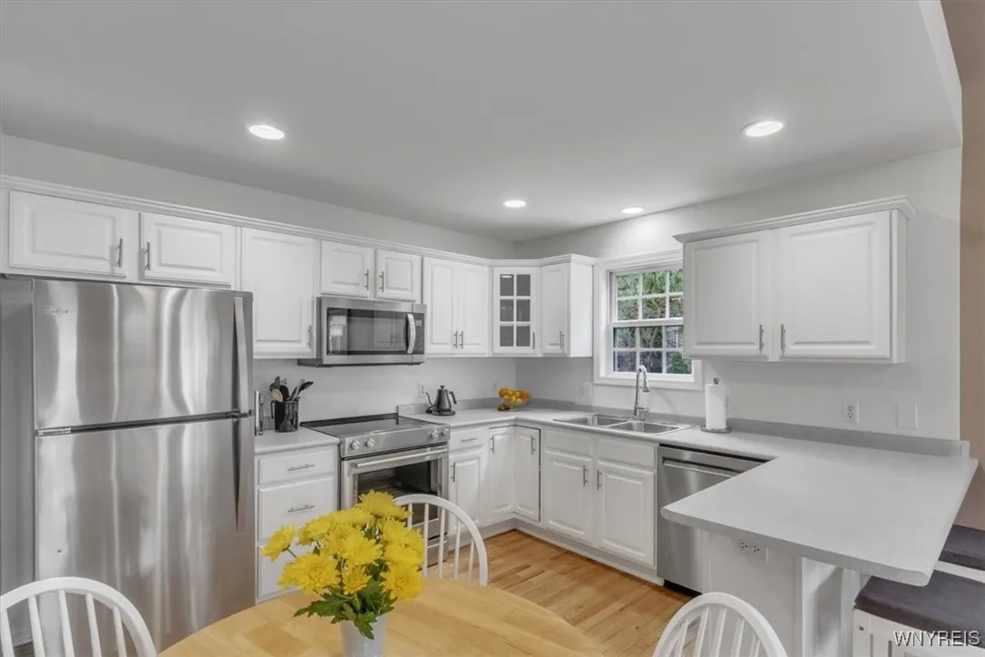 3 A Astor Ridge Drive A, Amherst, New York 14228, Amherst, New York 14228, 2 Bedrooms Bedrooms, 7 Rooms Rooms,2 BathroomsBathrooms,Residential,Closed,3 A Astor Ridge Drive A, Amherst, New York 14228,0,B1600448