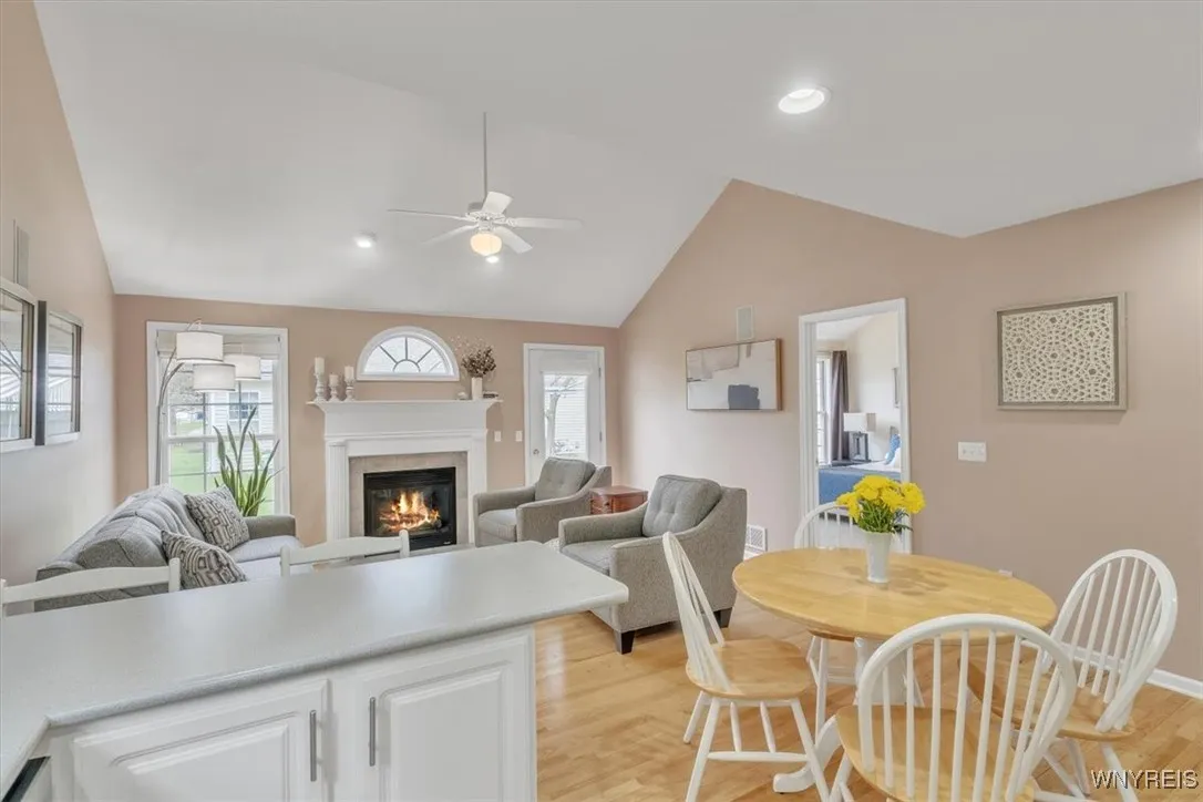 3 A Astor Ridge Drive A, Amherst, New York 14228, Amherst, New York 14228, 2 Bedrooms Bedrooms, 7 Rooms Rooms,2 BathroomsBathrooms,Residential,Closed,3 A Astor Ridge Drive A, Amherst, New York 14228,0,B1600448