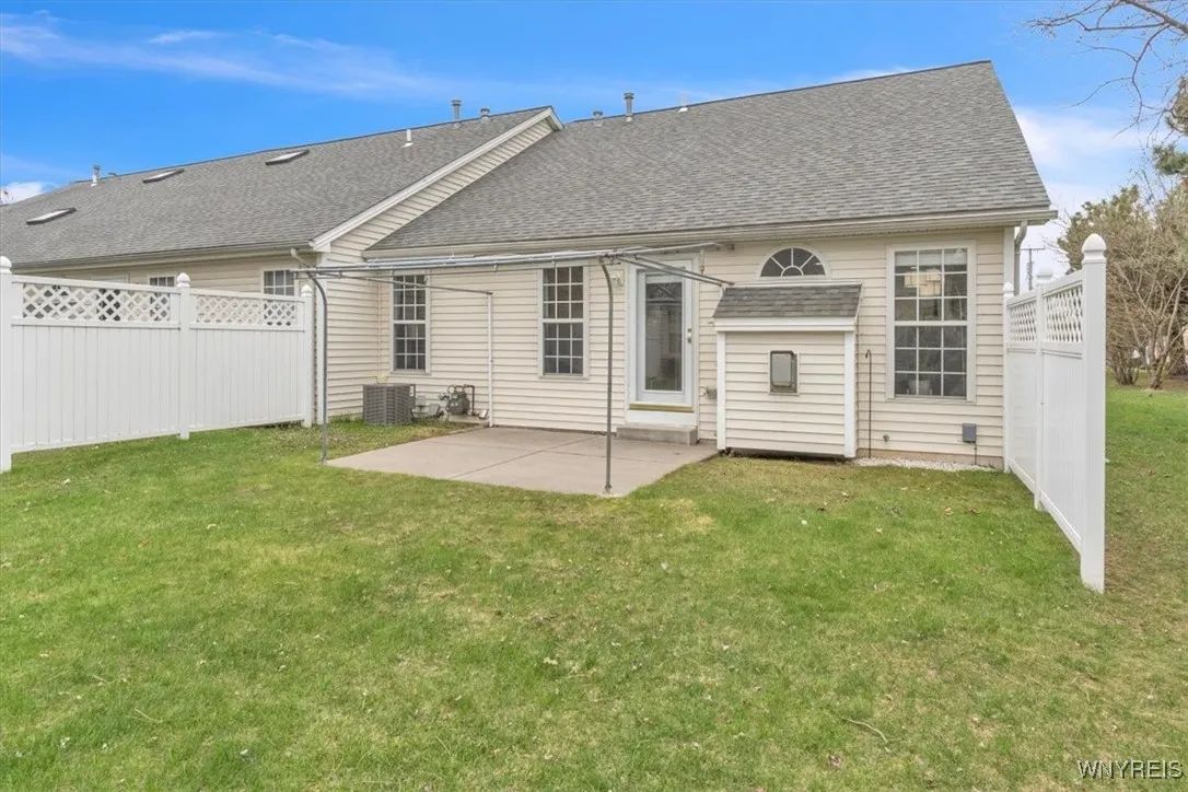 3 A Astor Ridge Drive A, Amherst, New York 14228, Amherst, New York 14228, 2 Bedrooms Bedrooms, 7 Rooms Rooms,2 BathroomsBathrooms,Residential,Closed,3 A Astor Ridge Drive A, Amherst, New York 14228,0,B1600448