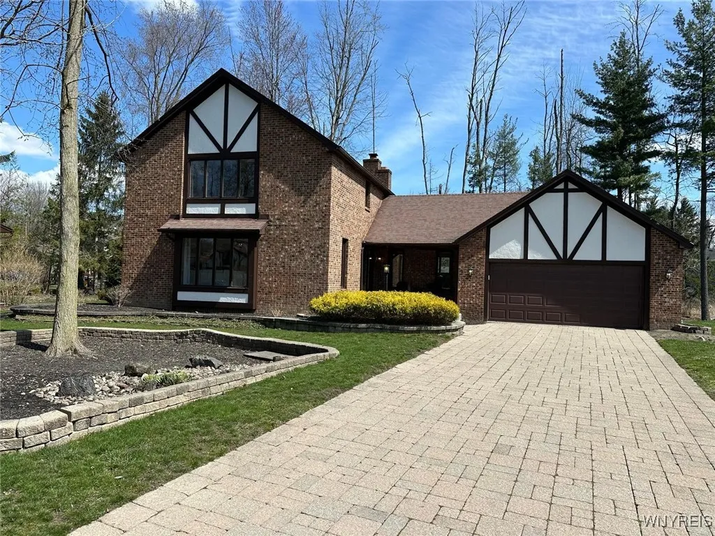 20 Jasmine Court, Amherst, New York 14051, Amherst, New York 14051, 4 Bedrooms Bedrooms, 10 Rooms Rooms,2 BathroomsBathrooms,Residential,Closed,20 Jasmine Court, Amherst, New York 14051,0,B1599529