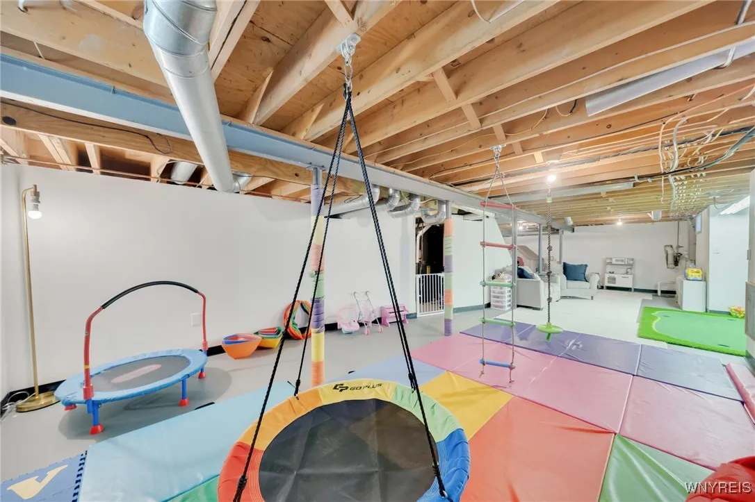 20 Jasmine Court, Amherst, New York 14051, Amherst, New York 14051, 4 Bedrooms Bedrooms, 10 Rooms Rooms,2 BathroomsBathrooms,Residential,Closed,20 Jasmine Court, Amherst, New York 14051,0,B1599529