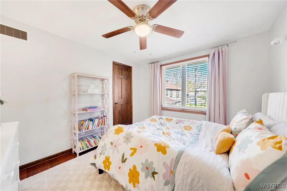 20 Jasmine Court, Amherst, New York 14051, Amherst, New York 14051, 4 Bedrooms Bedrooms, 10 Rooms Rooms,2 BathroomsBathrooms,Residential,Closed,20 Jasmine Court, Amherst, New York 14051,0,B1599529