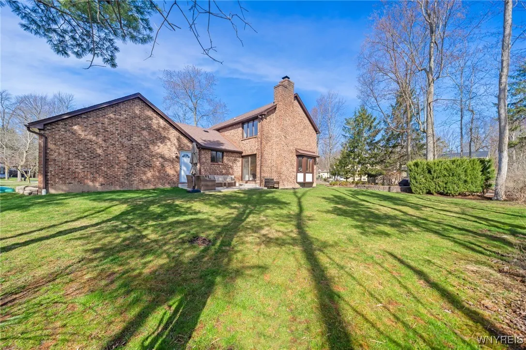 20 Jasmine Court, Amherst, New York 14051, Amherst, New York 14051, 4 Bedrooms Bedrooms, 10 Rooms Rooms,2 BathroomsBathrooms,Residential,Closed,20 Jasmine Court, Amherst, New York 14051,0,B1599529