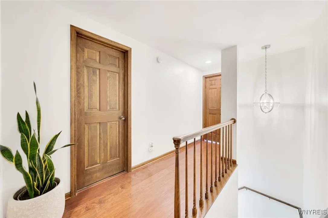 20 Jasmine Court, Amherst, New York 14051, Amherst, New York 14051, 4 Bedrooms Bedrooms, 10 Rooms Rooms,2 BathroomsBathrooms,Residential,Closed,20 Jasmine Court, Amherst, New York 14051,0,B1599529