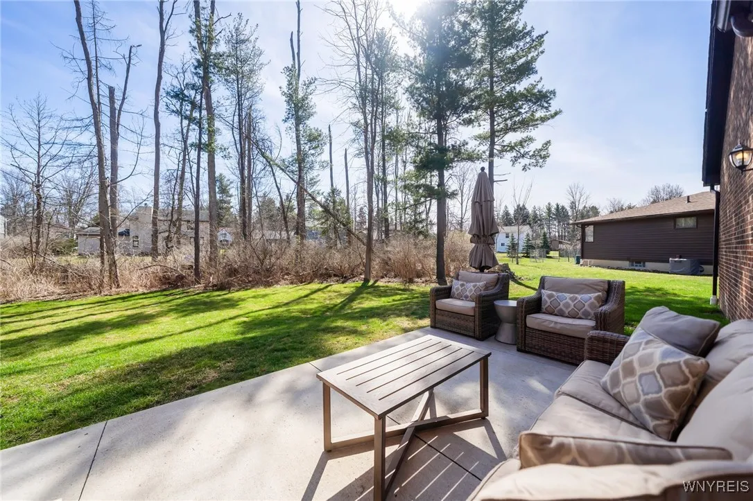 20 Jasmine Court, Amherst, New York 14051, Amherst, New York 14051, 4 Bedrooms Bedrooms, 10 Rooms Rooms,2 BathroomsBathrooms,Residential,Closed,20 Jasmine Court, Amherst, New York 14051,0,B1599529