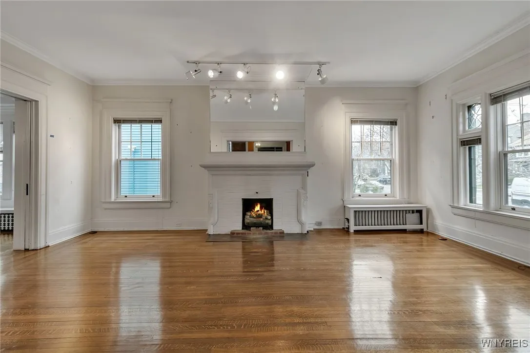 639 Lafayette Avenue, Buffalo, New York 14222, Buffalo, New York 14222, 5 Bedrooms Bedrooms, 14 Rooms Rooms,2 BathroomsBathrooms,Residential,Closed,639 Lafayette Avenue, Buffalo, New York 14222,0,B1600928