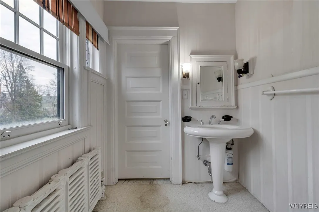639 Lafayette Avenue, Buffalo, New York 14222, Buffalo, New York 14222, 5 Bedrooms Bedrooms, 14 Rooms Rooms,2 BathroomsBathrooms,Residential,Closed,639 Lafayette Avenue, Buffalo, New York 14222,0,B1600928