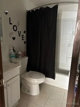 124 Fairgreen Drive, Amherst, New York 14228, Amherst, New York 14228, 6 Bedrooms Bedrooms, ,2 BathroomsBathrooms,Residential,Closed,124 Fairgreen Drive, Amherst, New York 14228,0,B1600375