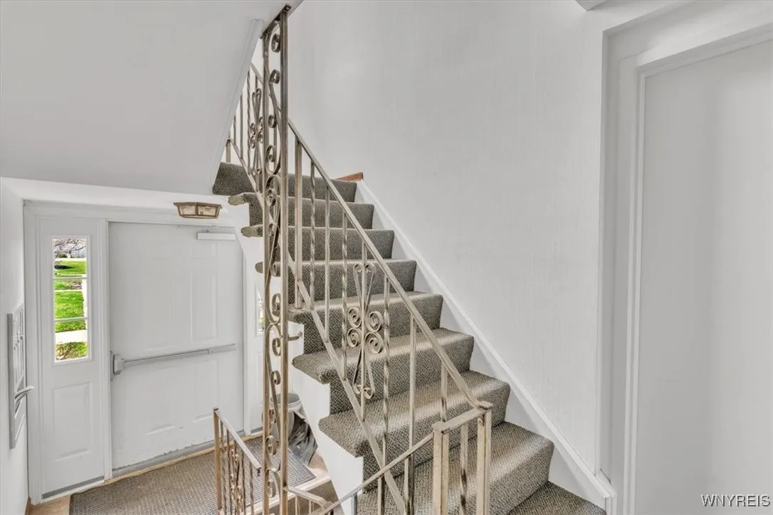 2 The Tradewinds B, Amherst, New York 14221, Amherst, New York 14221, 1 Bedroom Bedrooms, 4 Rooms Rooms,1 BathroomBathrooms,Residential,Closed,2 The Tradewinds B, Amherst, New York 14221,0,B1595393