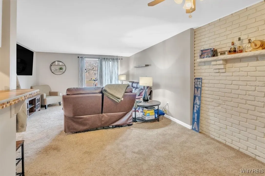 2 The Tradewinds B, Amherst, New York 14221, Amherst, New York 14221, 1 Bedroom Bedrooms, 4 Rooms Rooms,1 BathroomBathrooms,Residential,Closed,2 The Tradewinds B, Amherst, New York 14221,0,B1595393