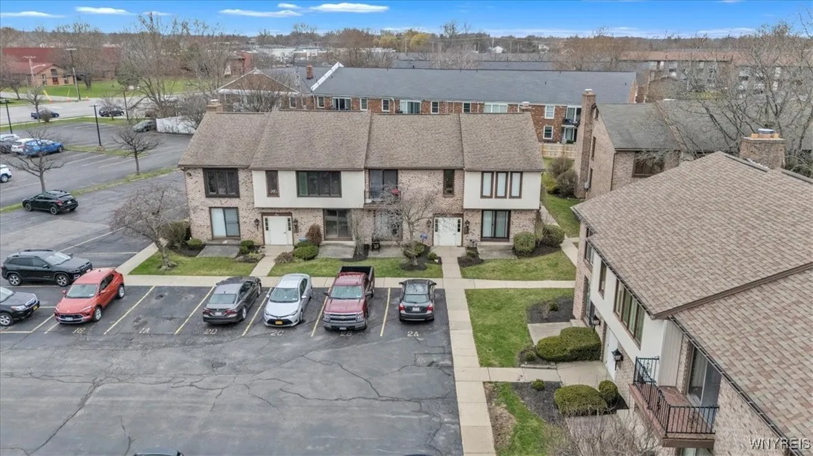 2 The Tradewinds B, Amherst, New York 14221, Amherst, New York 14221, 1 Bedroom Bedrooms, 4 Rooms Rooms,1 BathroomBathrooms,Residential,Closed,2 The Tradewinds B, Amherst, New York 14221,0,B1595393
