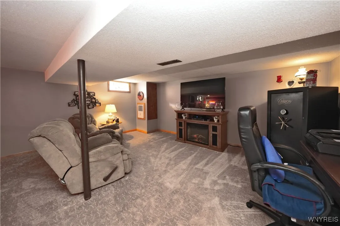 145 Forestal Drive, Hamburg, New York 14075, Hamburg, New York 14075, 3 Bedrooms Bedrooms, 8 Rooms Rooms,1 BathroomBathrooms,Residential,Closed,145 Forestal Drive, Hamburg, New York 14075,0,B1598236