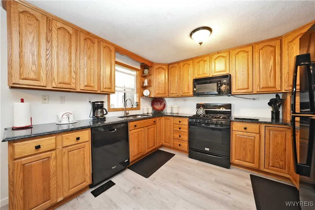 145 Forestal Drive, Hamburg, New York 14075, Hamburg, New York 14075, 3 Bedrooms Bedrooms, 8 Rooms Rooms,1 BathroomBathrooms,Residential,Closed,145 Forestal Drive, Hamburg, New York 14075,0,B1598236