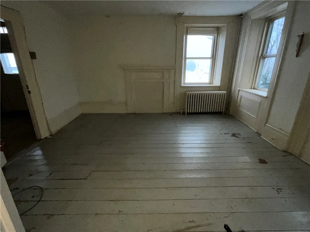 The Living Rm.