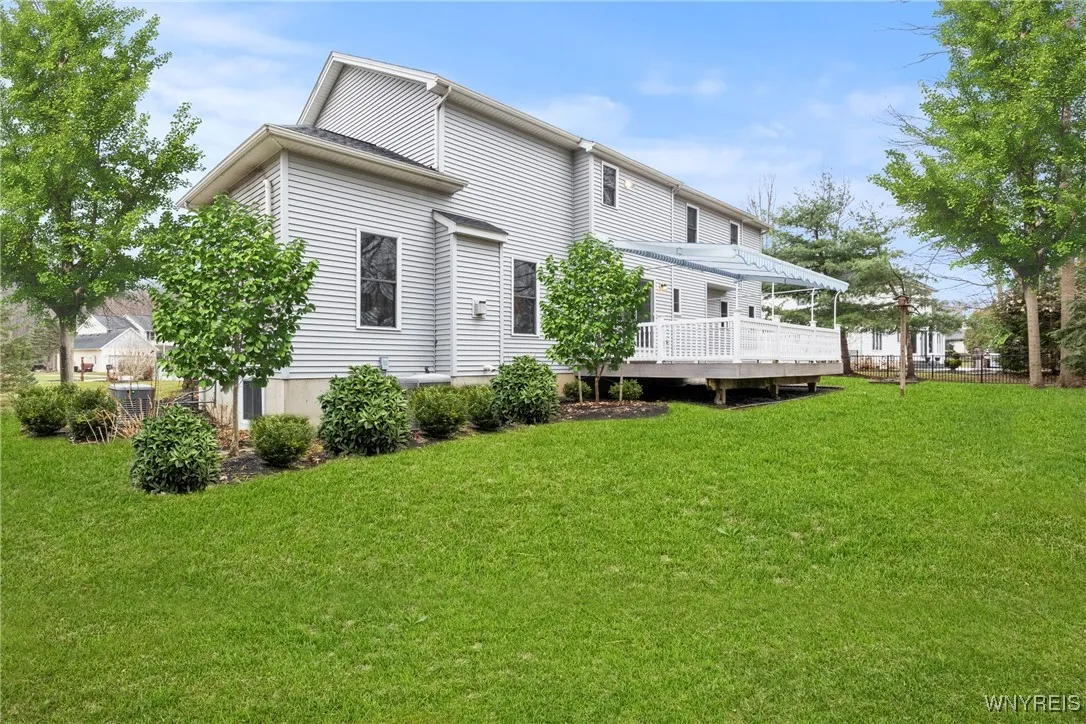 Orchard Park, New York 14127, 4 Bedrooms Bedrooms, 9 Rooms Rooms,2 BathroomsBathrooms,Residential,Closed,B1601069