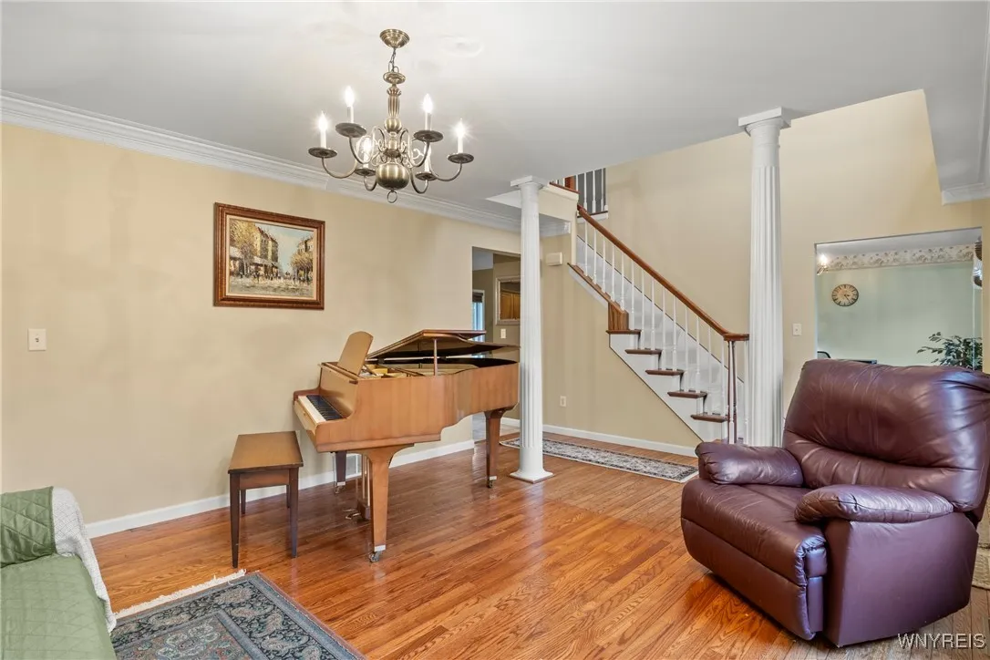 Orchard Park, New York 14127, 4 Bedrooms Bedrooms, 9 Rooms Rooms,2 BathroomsBathrooms,Residential,Closed,B1601069