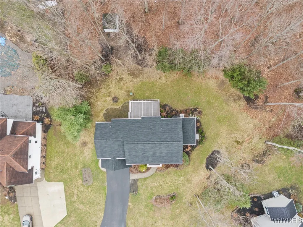 Orchard Park, New York 14127, 4 Bedrooms Bedrooms, 9 Rooms Rooms,2 BathroomsBathrooms,Residential,Closed,B1601069