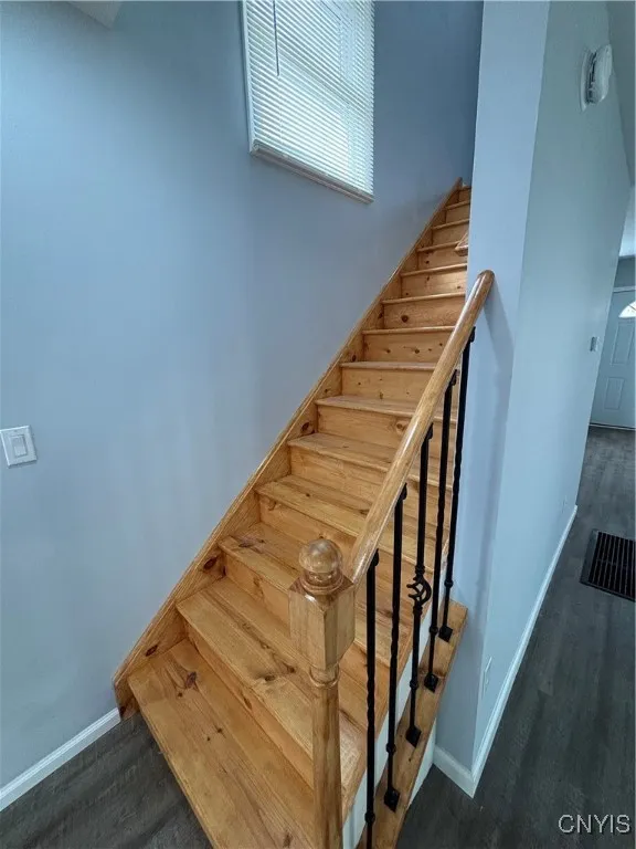 100 First Avenue, Frankfort, New York 13340, Frankfort, New York 13340, 2 Bedrooms Bedrooms, 7 Rooms Rooms,1 BathroomBathrooms,Residential,For Sale,100 First Avenue, Frankfort, New York 13340,S1601160