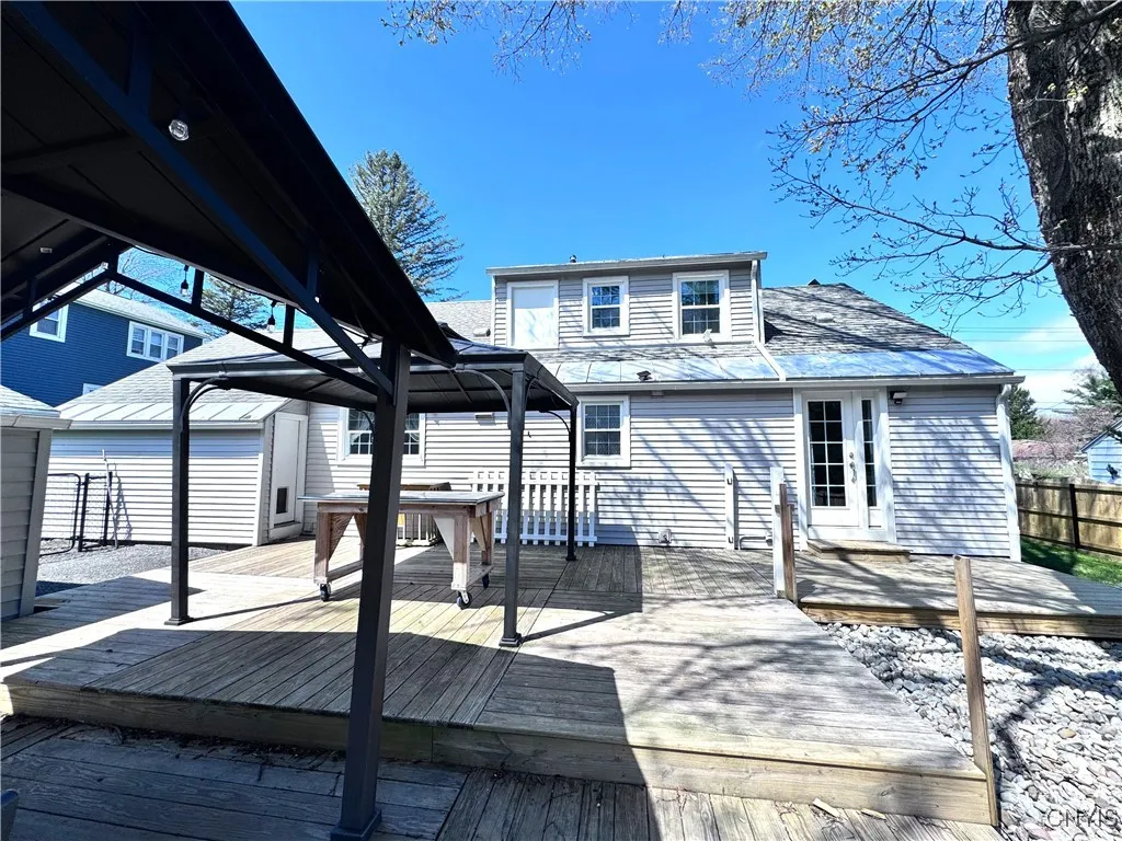 186 Valley View Road, New Hartford, New York 13413, New Hartford, New York 13413, 3 Bedrooms Bedrooms, 7 Rooms Rooms,2 BathroomsBathrooms,Residential,Closed,186 Valley View Road, New Hartford, New York 13413,0,S1600795