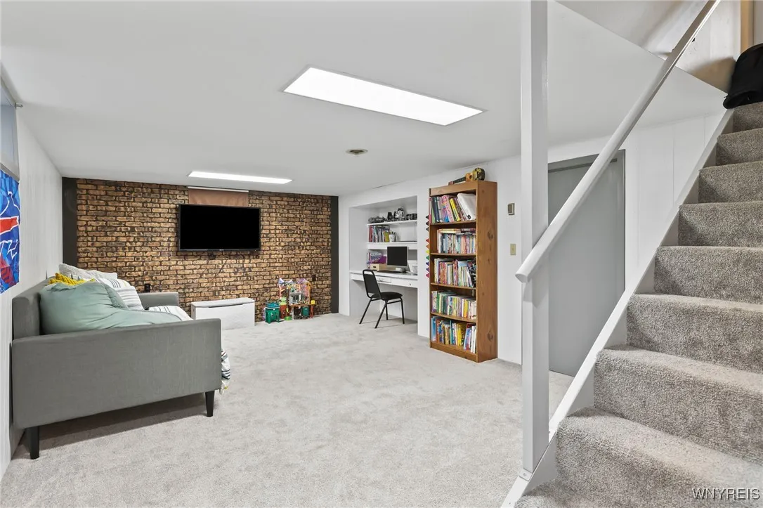 Basement/rec room