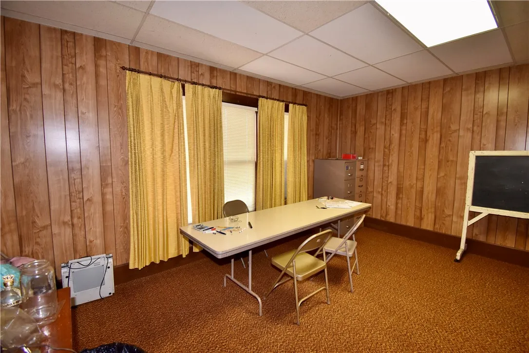 210 Franklin Street, Elmira-city, New York 14904, Elmira City, New York 14904, ,Commercial Sale,For Sale,210 Franklin Street, Elmira-city, New York 14904,0,R1601000