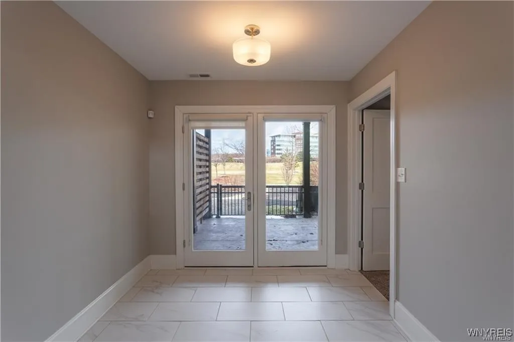 35 Ojibwa Circle, Buffalo, New York 14202, Buffalo, New York 14202, 3 Bedrooms Bedrooms, 6 Rooms Rooms,2 BathroomsBathrooms,Residential,For Sale,35 Ojibwa Circle, Buffalo, New York 14202,0,B1601223