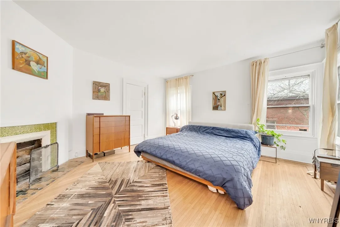 57 Symphony Circle, Buffalo, New York 14201, Buffalo, New York 14201, 4 Bedrooms Bedrooms, 16 Rooms Rooms,3 BathroomsBathrooms,Residential,Closed,57 Symphony Circle, Buffalo, New York 14201,0,B1601088