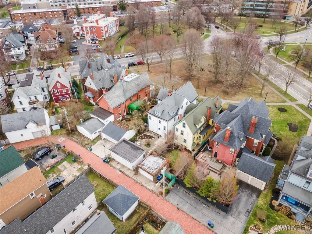57 Symphony Circle, Buffalo, New York 14201, Buffalo, New York 14201, 4 Bedrooms Bedrooms, 16 Rooms Rooms,3 BathroomsBathrooms,Residential,Closed,57 Symphony Circle, Buffalo, New York 14201,0,B1601088