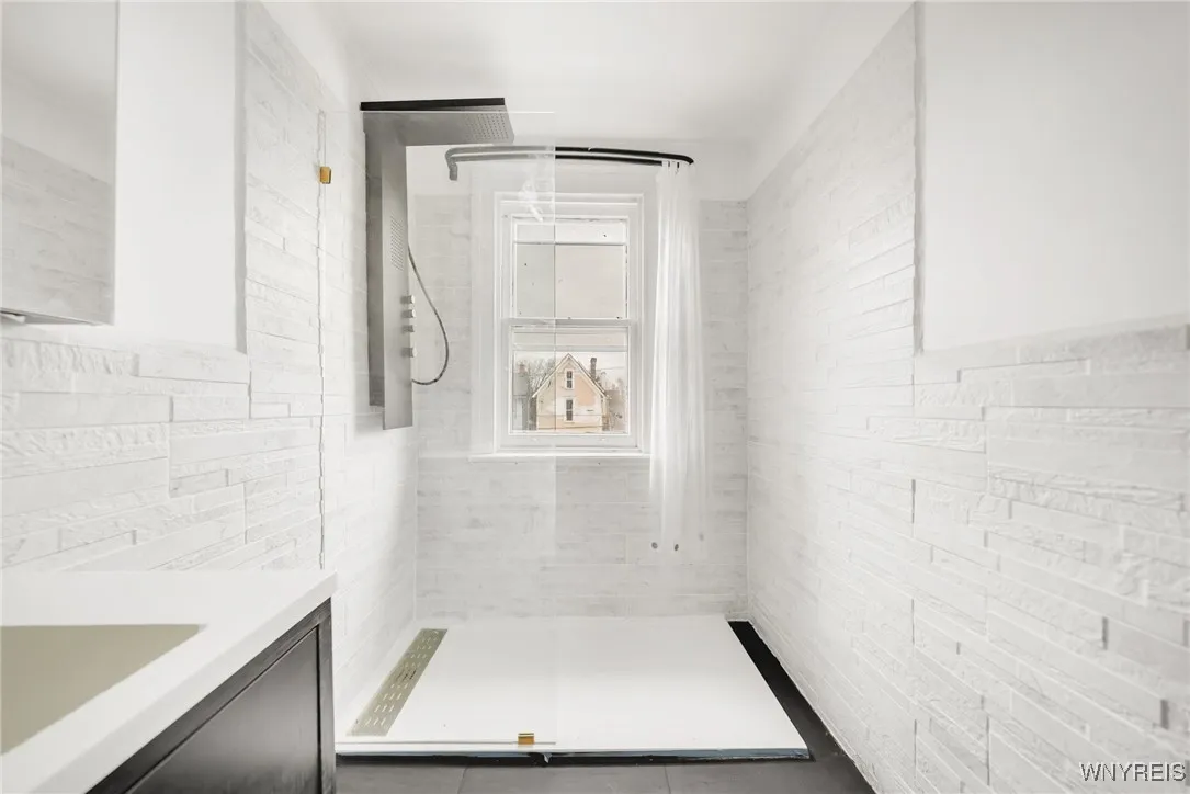 57 Symphony Circle, Buffalo, New York 14201, Buffalo, New York 14201, 4 Bedrooms Bedrooms, 16 Rooms Rooms,3 BathroomsBathrooms,Residential,Closed,57 Symphony Circle, Buffalo, New York 14201,0,B1601088