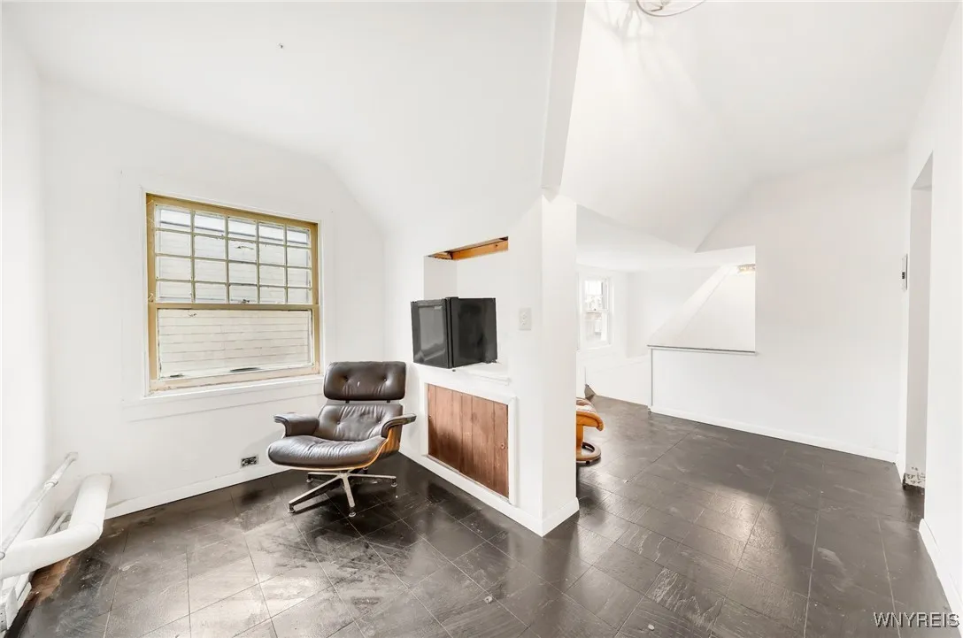 57 Symphony Circle, Buffalo, New York 14201, Buffalo, New York 14201, 4 Bedrooms Bedrooms, 16 Rooms Rooms,3 BathroomsBathrooms,Residential,Closed,57 Symphony Circle, Buffalo, New York 14201,0,B1601088