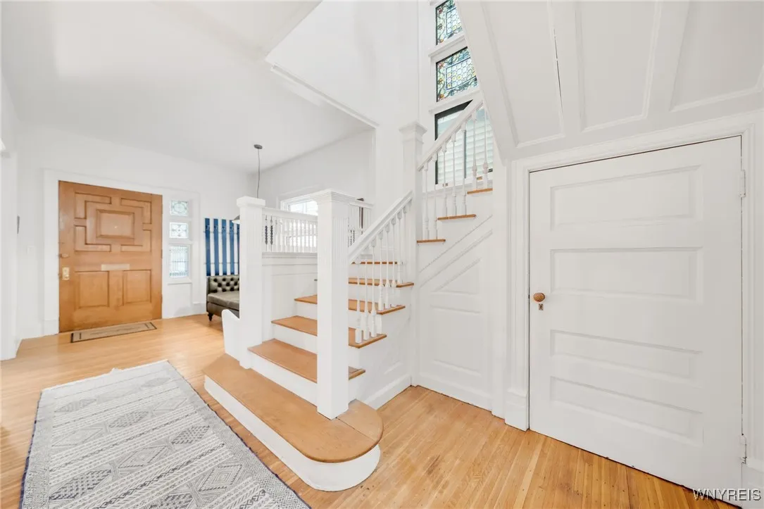 57 Symphony Circle, Buffalo, New York 14201, Buffalo, New York 14201, 4 Bedrooms Bedrooms, 16 Rooms Rooms,3 BathroomsBathrooms,Residential,Closed,57 Symphony Circle, Buffalo, New York 14201,0,B1601088