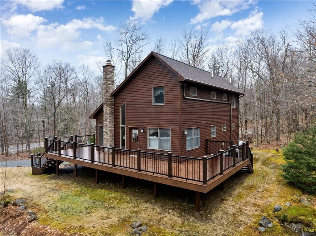 2592 South Shore Road, Webb, New York 13420, Webb, New York 13420, 4 Bedrooms Bedrooms, 7 Rooms Rooms,2 BathroomsBathrooms,Residential,For Sale,2592 South Shore Road, Webb, New York 13420,S1600603