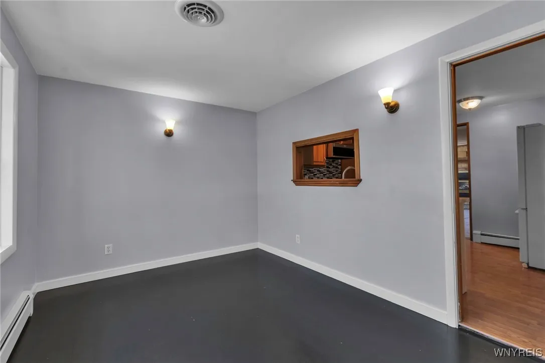 95 Brookside Drive, Amherst, New York 14221, Amherst, New York 14221, 3 Bedrooms Bedrooms, 7 Rooms Rooms,2 BathroomsBathrooms,Residential,Closed,95 Brookside Drive, Amherst, New York 14221,0,B1601241