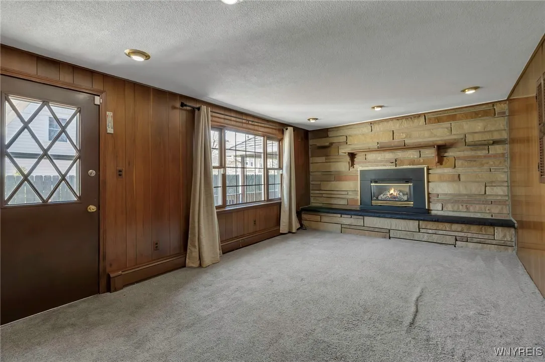 95 Brookside Drive, Amherst, New York 14221, Amherst, New York 14221, 3 Bedrooms Bedrooms, 7 Rooms Rooms,2 BathroomsBathrooms,Residential,Closed,95 Brookside Drive, Amherst, New York 14221,0,B1601241
