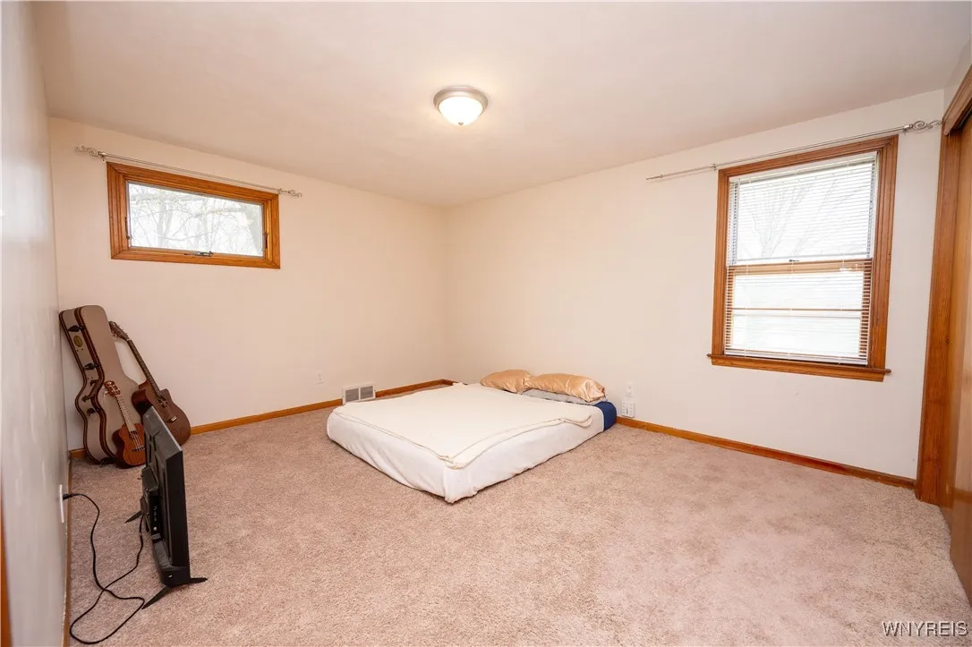 4817 Freeman Road, Orchard Park, New York 14127, Orchard Park, New York 14127, 4 Bedrooms Bedrooms, 7 Rooms Rooms,2 BathroomsBathrooms,Residential,Closed,4817 Freeman Road, Orchard Park, New York 14127,0,B1600551