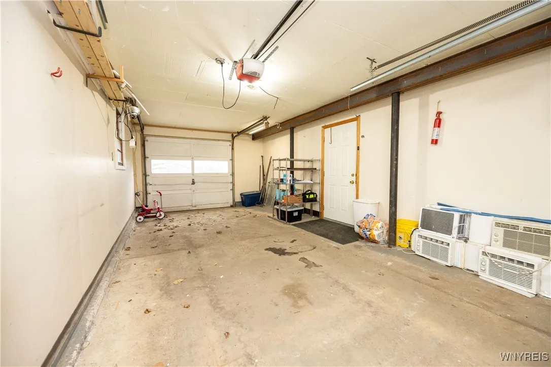 4817 Freeman Road, Orchard Park, New York 14127, Orchard Park, New York 14127, 4 Bedrooms Bedrooms, 7 Rooms Rooms,2 BathroomsBathrooms,Residential,Closed,4817 Freeman Road, Orchard Park, New York 14127,0,B1600551