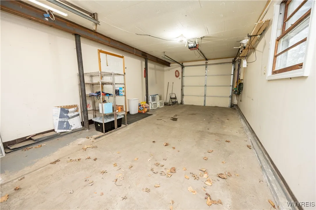 4817 Freeman Road, Orchard Park, New York 14127, Orchard Park, New York 14127, 4 Bedrooms Bedrooms, 7 Rooms Rooms,2 BathroomsBathrooms,Residential,Closed,4817 Freeman Road, Orchard Park, New York 14127,0,B1600551