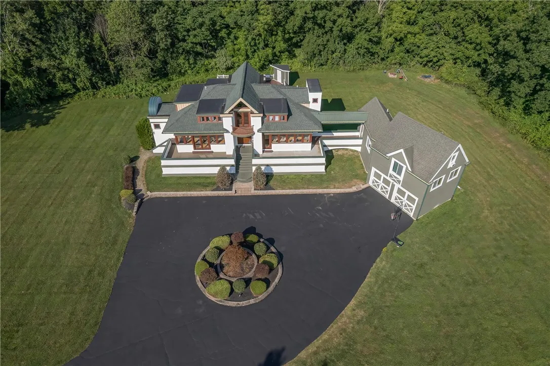 AERIAL VIEW OF PROPERTY!