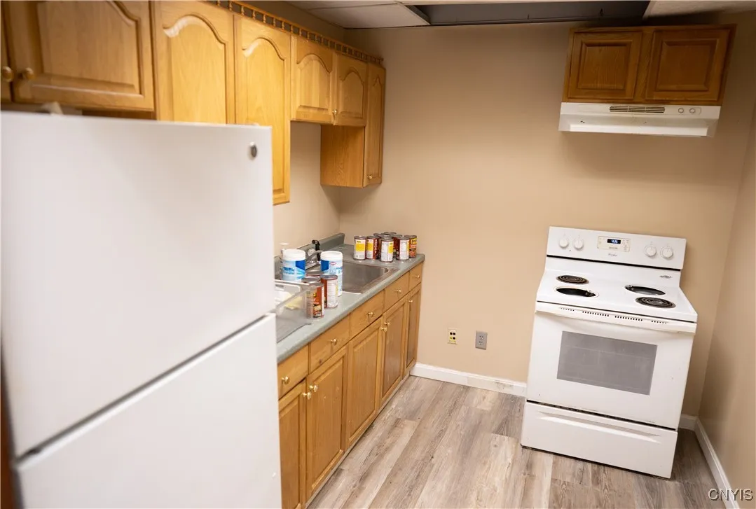 4709-11 S Salina Street, Syracuse, New York 13205, Syracuse, New York 13205, ,Commercial Sale,For Sale,4709-11 S Salina Street, Syracuse, New York 13205,0,S1601380