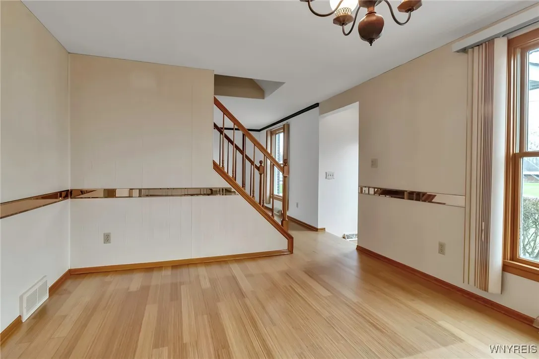 5003 Clarice Drive, Hamburg, New York 14075, Hamburg, New York 14075, 4 Bedrooms Bedrooms, 8 Rooms Rooms,1 BathroomBathrooms,Residential,Closed,5003 Clarice Drive, Hamburg, New York 14075,0,B1601003