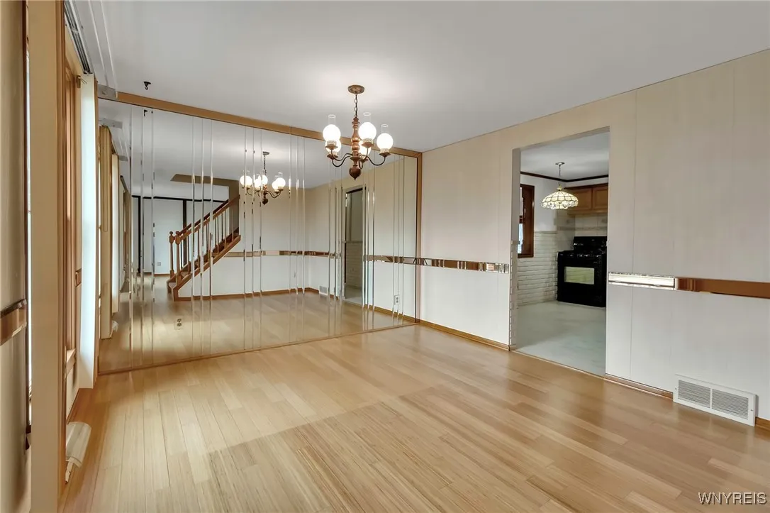 5003 Clarice Drive, Hamburg, New York 14075, Hamburg, New York 14075, 4 Bedrooms Bedrooms, 8 Rooms Rooms,1 BathroomBathrooms,Residential,Closed,5003 Clarice Drive, Hamburg, New York 14075,0,B1601003