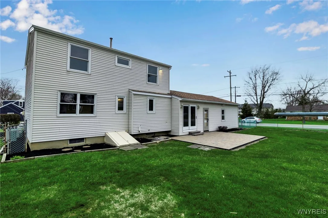 5003 Clarice Drive, Hamburg, New York 14075, Hamburg, New York 14075, 4 Bedrooms Bedrooms, 8 Rooms Rooms,1 BathroomBathrooms,Residential,Closed,5003 Clarice Drive, Hamburg, New York 14075,0,B1601003
