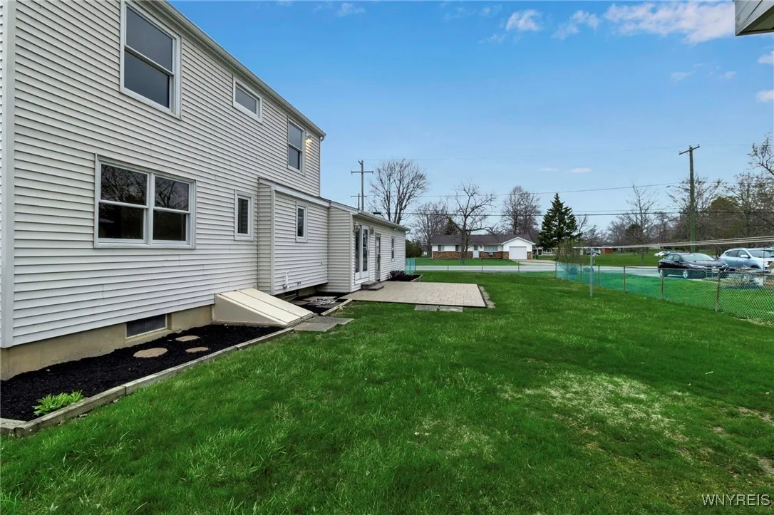 5003 Clarice Drive, Hamburg, New York 14075, Hamburg, New York 14075, 4 Bedrooms Bedrooms, 8 Rooms Rooms,1 BathroomBathrooms,Residential,Closed,5003 Clarice Drive, Hamburg, New York 14075,0,B1601003
